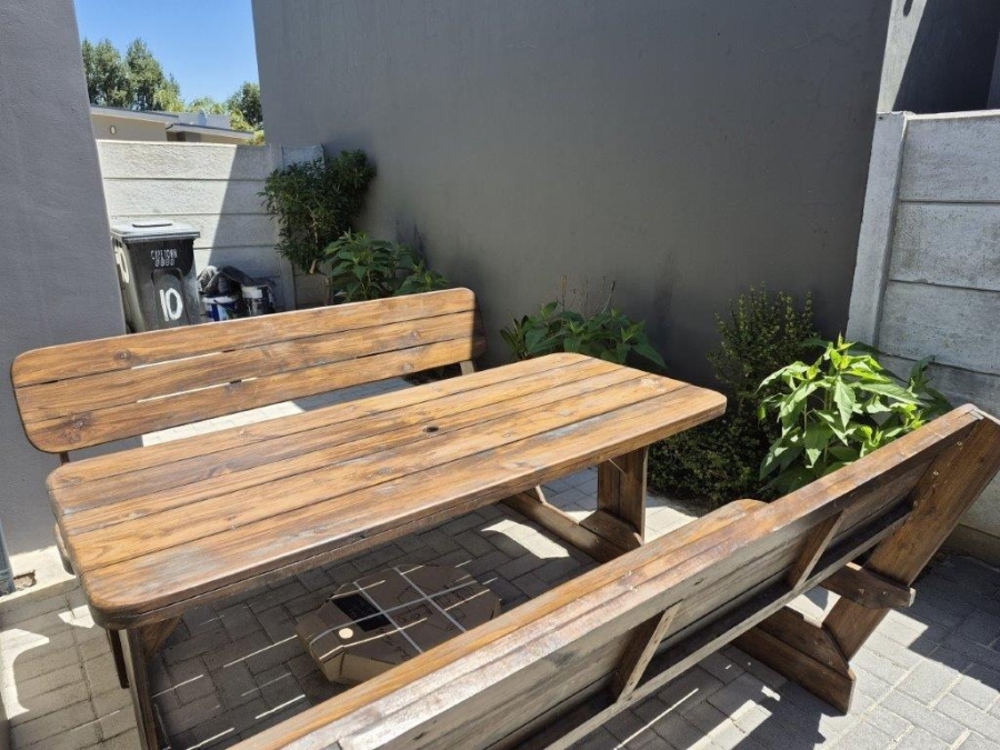 3 Bedroom Property for Sale in Uitzicht Western Cape